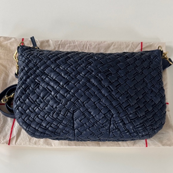 Clare V Dark Blue Woven Shoulder Bag - Picture 2 of 13